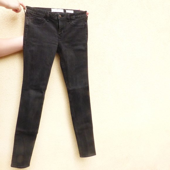 Hollister Girl's Low Rise Super Skinny Jeans - Picture 6 of 10